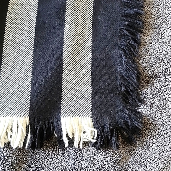 Burberry Check Scarf - Picture 7 of 7